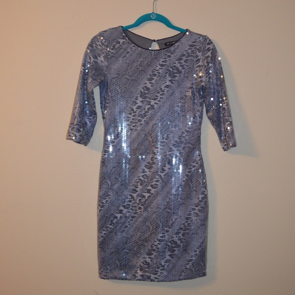 Short Sequin Dress 3/4 Sleeve
